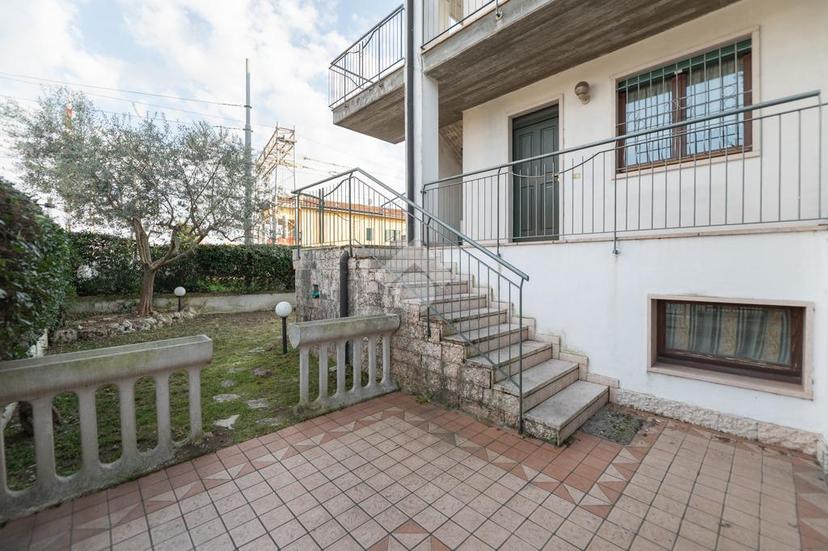 Villa in Via Sant'Eurosia, Villafranca di Verona — foto 2 di 5