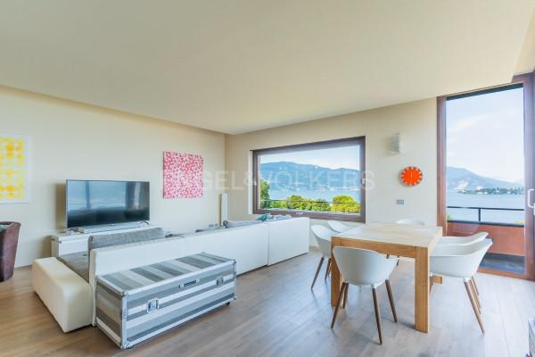 Villa bifamiliare in Via del Roccolo 14, Laveno-Mombello — foto 5 di 5