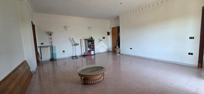 Quadrilocale in Via Petrarca 3, Villa di Briano — foto 2 di 5