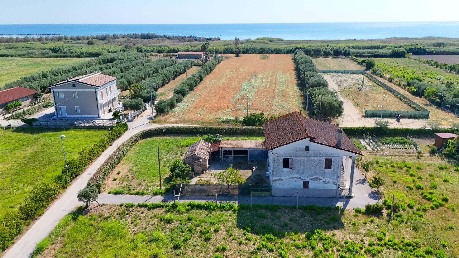 Casa indipendente in Contrada Sentina 6, San Benedetto del Tronto