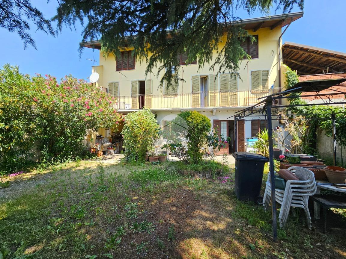 Casa indipendente in Vicolo Vigna 32, Mazzè