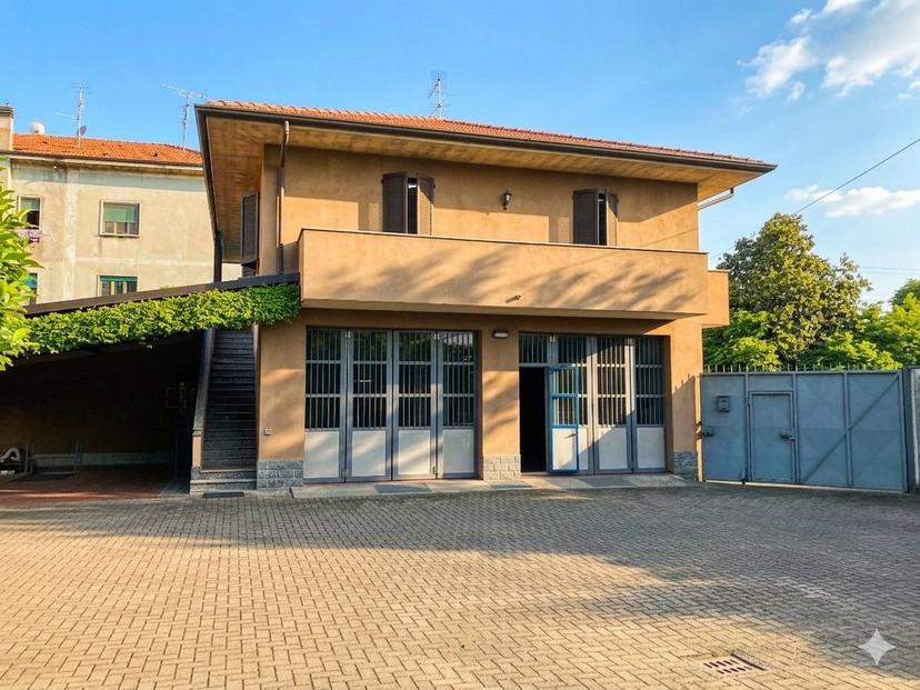 Casa indipendente in Corso Milano 45, Limbiate — foto 2 di 5