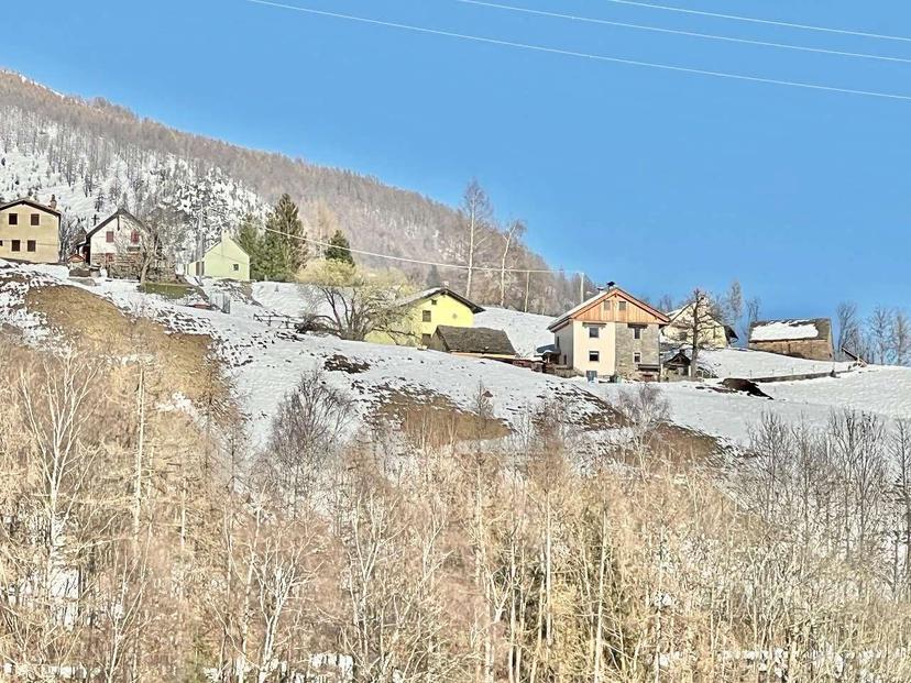 Villa unifamiliare, Bognanco — foto 2 di 5