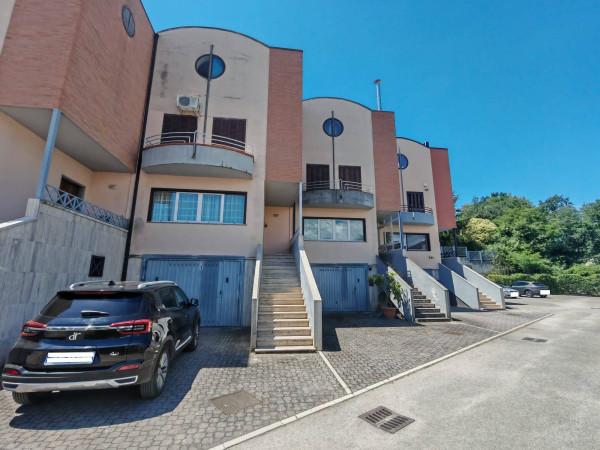 Villa a schiera in Via dell'Esperanto, Benevento — foto 3 di 5