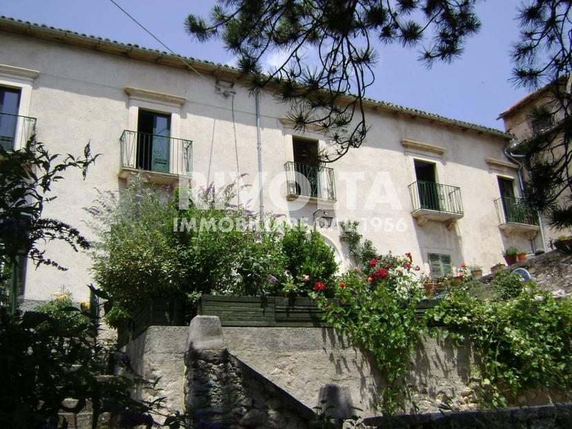 Villa in Via del Municipio, Navelli — foto 4 di 5
