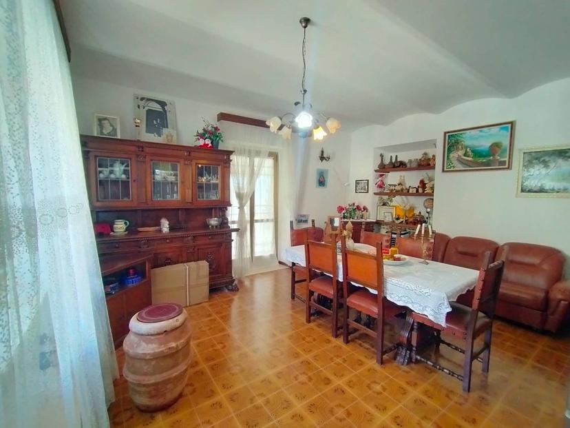 Casa indipendente in Via IV Novembre 66, San Venanzo — foto 2 di 5