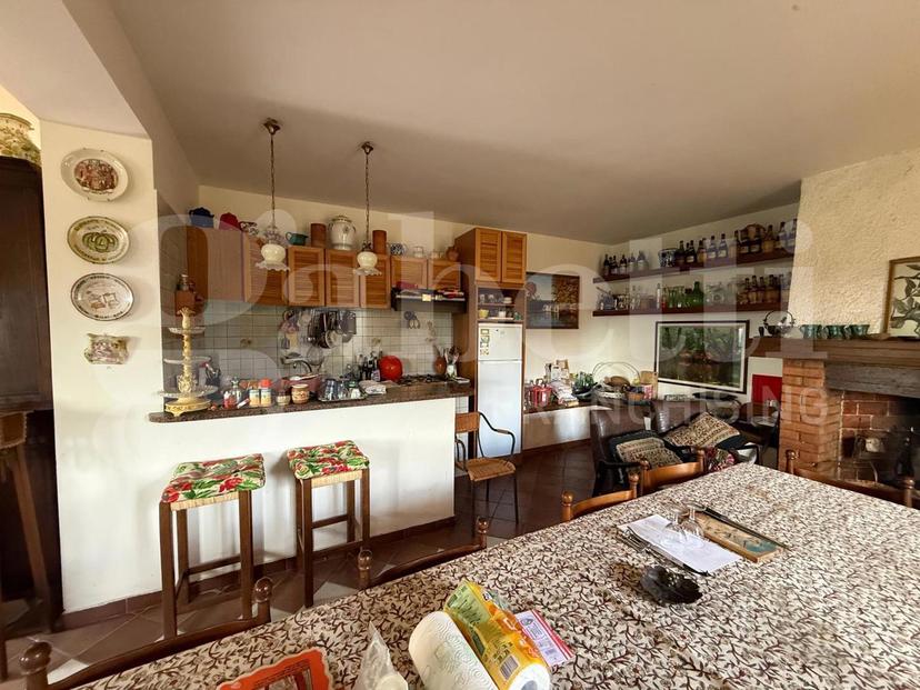 Casa indipendente in Località Vallopara Snc, Colli sul Velino — foto 5 di 5