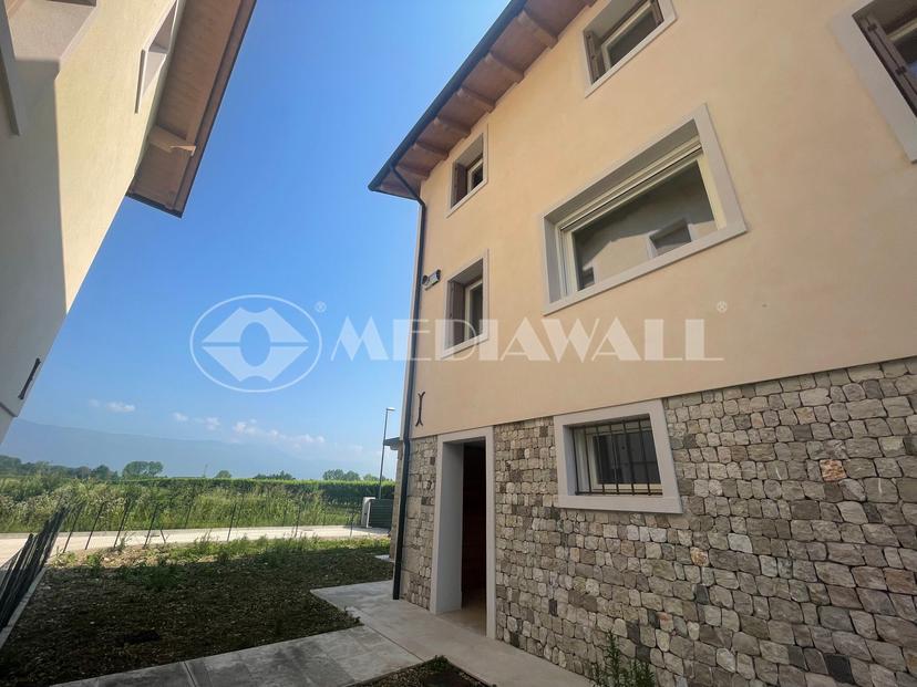 Villa a schiera in Via Cavolano  32, Sacile — foto 2 di 5