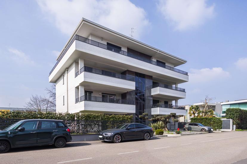 Quadrilocale, Cesano Maderno