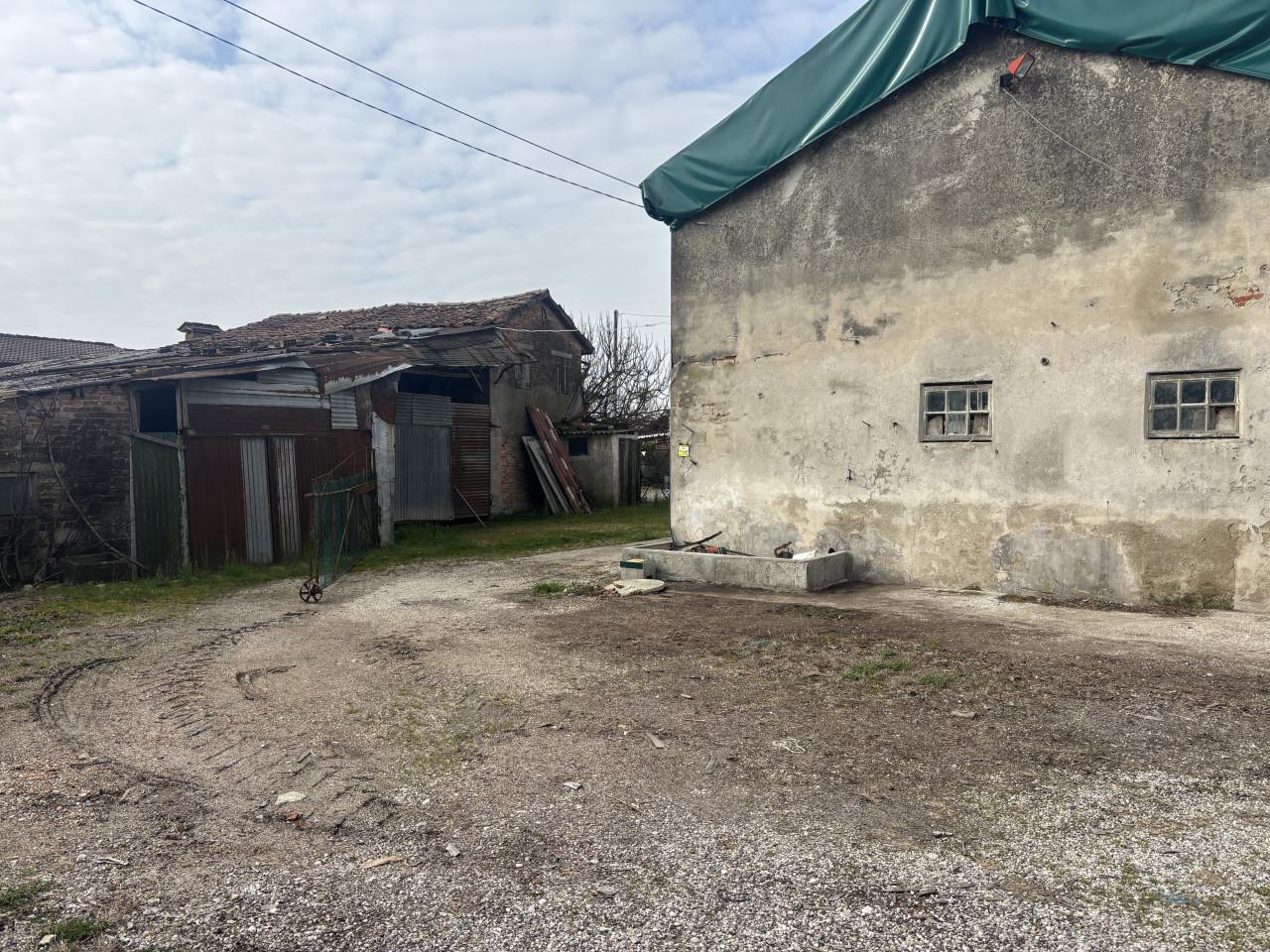 Rustico in Via Cappella, Campodarsego