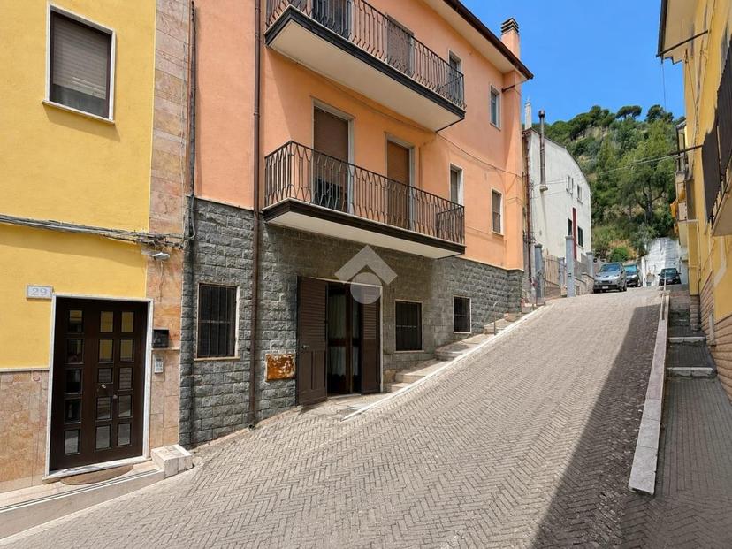 Trilocale in Via col di Lana 31, San Giovanni Rotondo — foto 3 di 5