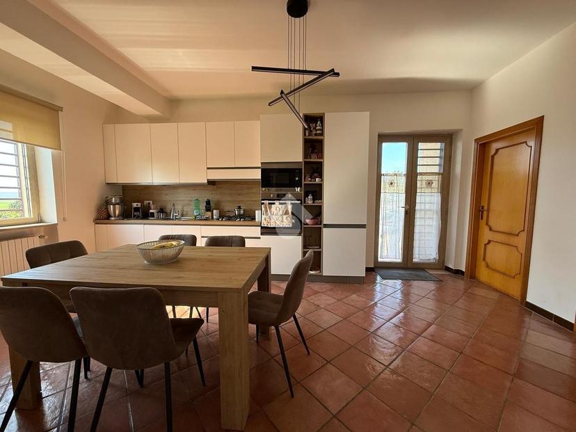 Villa, Laterza — foto 2 di 5