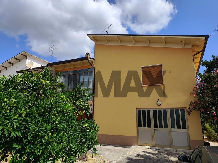 Casa indipendente in C.da Piano Croce 32, Pollutri