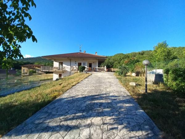 Villa in Via Aia del Colle 1, Fontecchio — foto 3 di 5