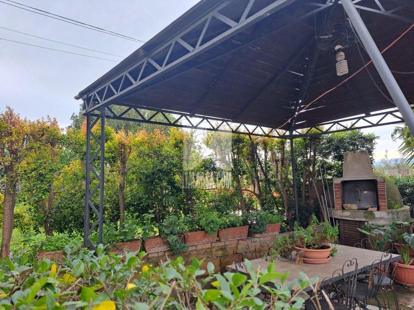 Villa quadrifamiliare in Via dei Gelsomini, Crotone — foto 2 di 5