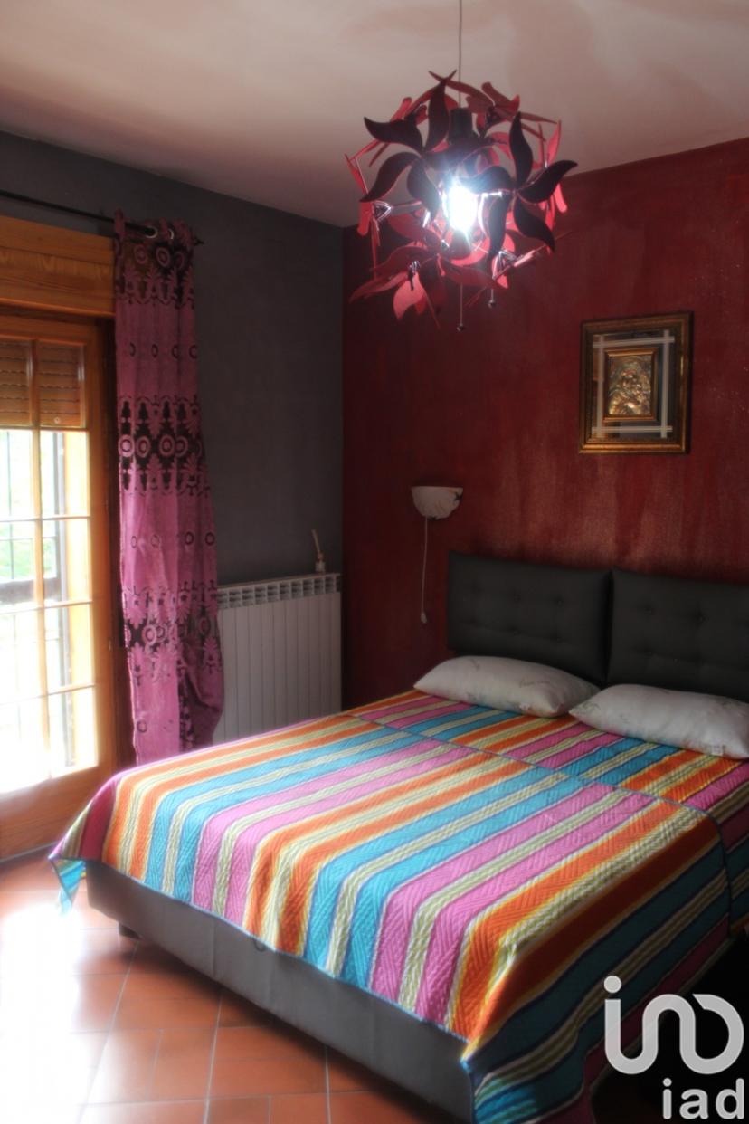 Villa in Via Pole, Acqualagna — foto 2 di 5