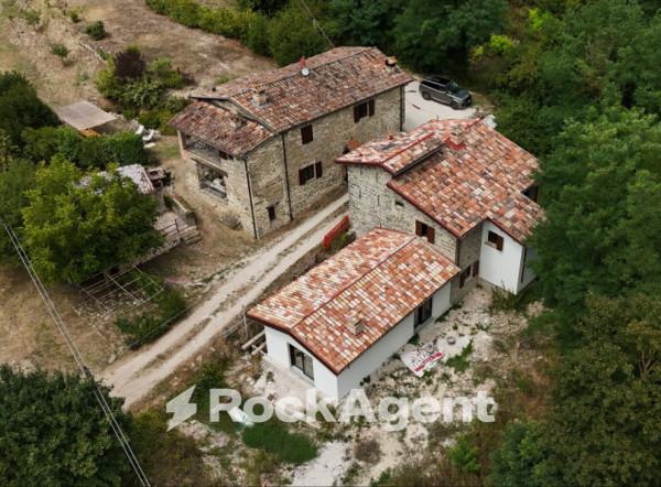 Villa in Via Pian di Molino, Apecchio