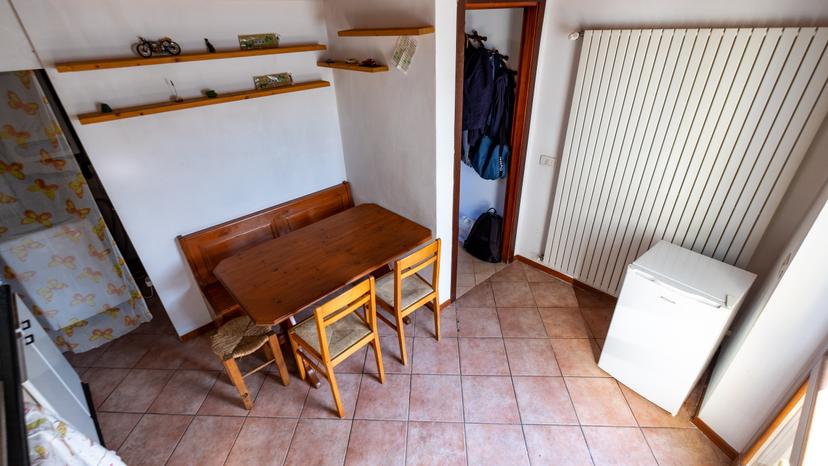 Bilocale in Via U. Foscolo 15, Garbagnate Monastero — foto 4 di 5