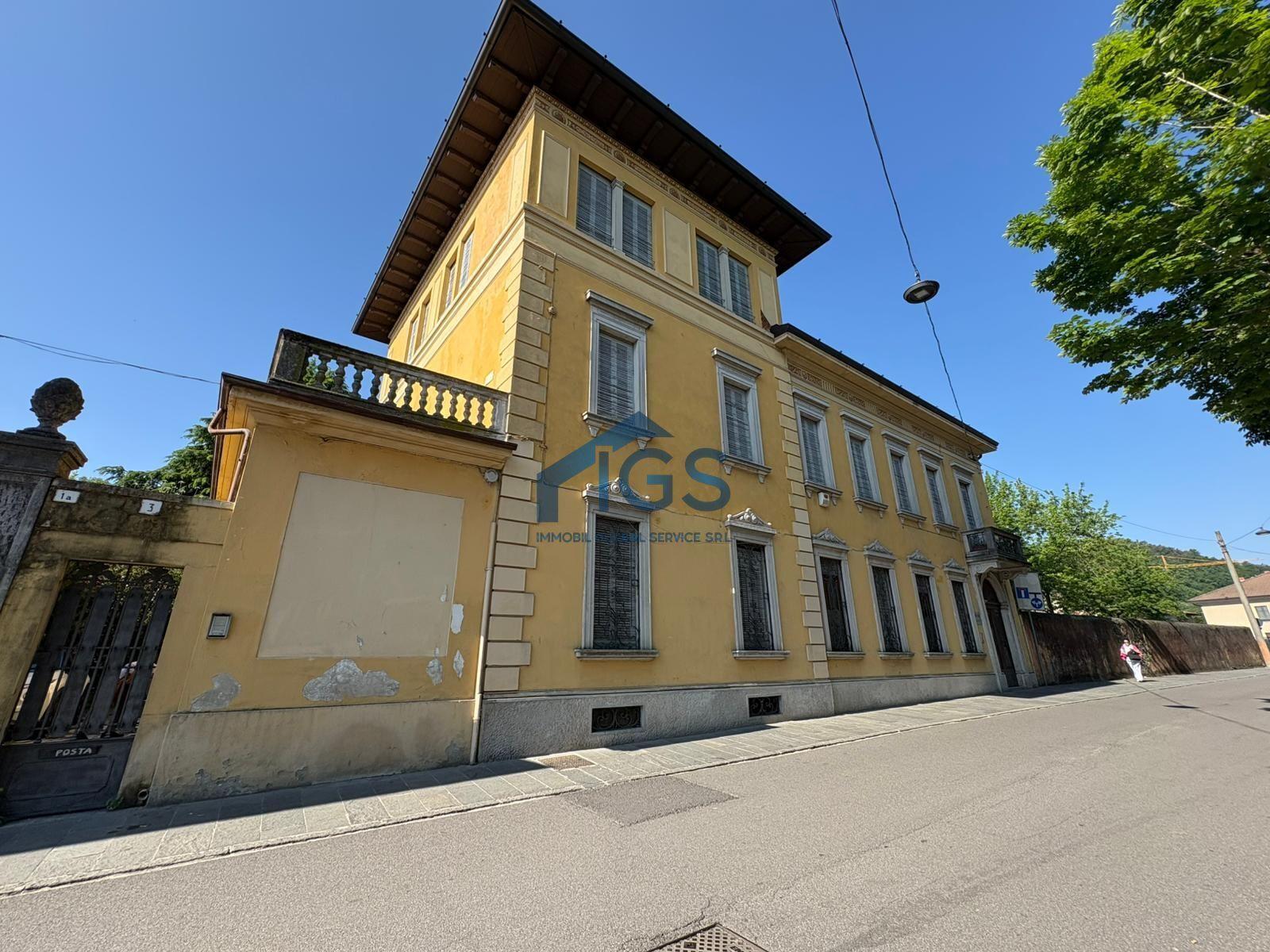 Villa in Via Don Giovanni Minzoni 5, Rovato