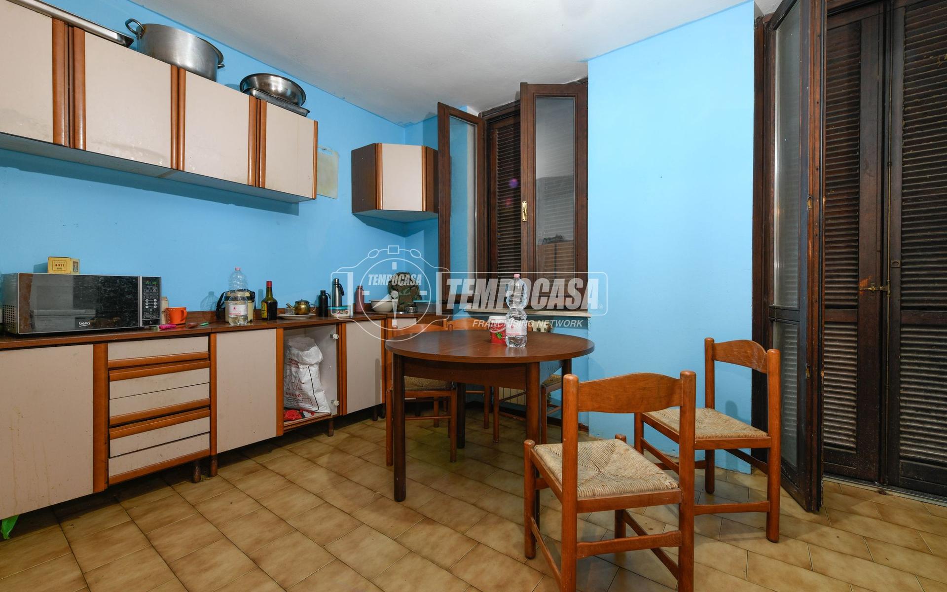 Trilocale in Via Lombardia, Lonato, Lonato del Garda