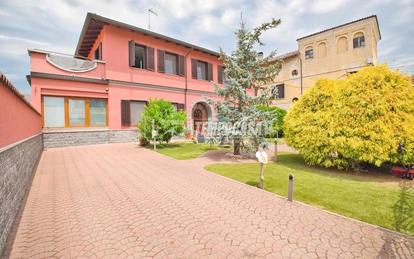 Appartamento in Via alla Chiesa, Casalino
