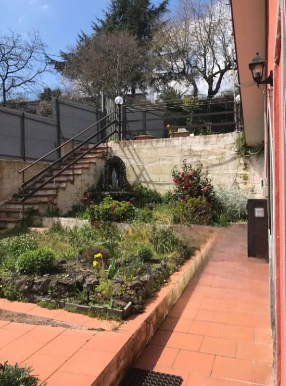 Villa in Via Vecchia Sarro 1, Zafferana Etnea