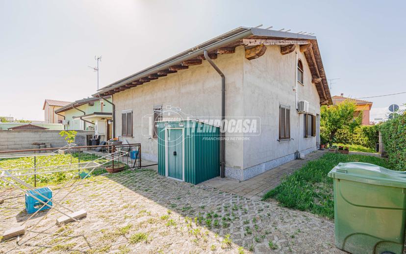 Casa indipendente in Via Guglielmo Marconi 11/B, Castello d'Agogna — foto 5 di 5