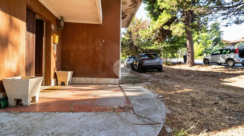 Villa in Via Aldo Moro 100, Pianella — foto 2 di 5