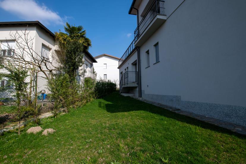 Villa unifamiliare, Gavirate — foto 3 di 5