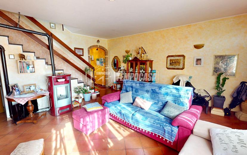 Villa a schiera in Viale Santuario 7, Montanaso Lombardo — foto 4 di 5