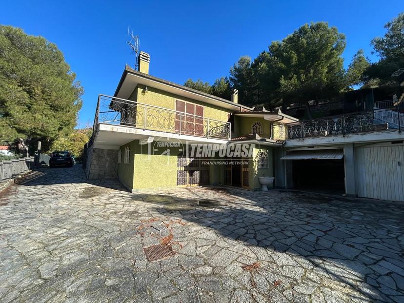 Villa in Via San Luigi, Andora — foto 4 di 5