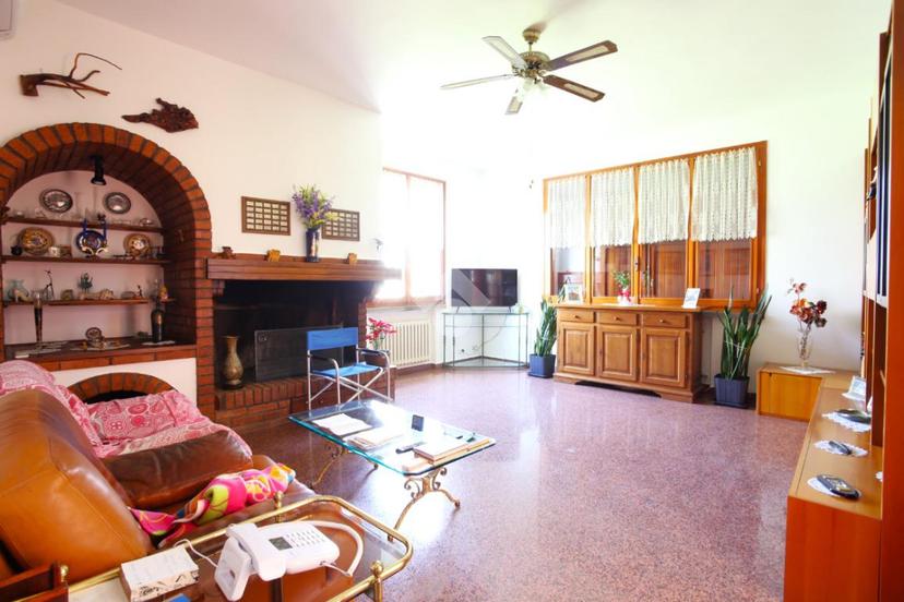 Villa in Via Garibaldi 10, Anzola dell'Emilia — foto 3 di 5