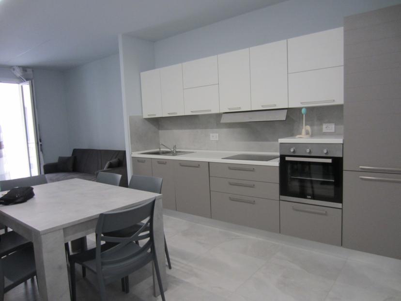 Quadrilocale in Via Regina Elena, Civitanova Marche — foto 2 di 5