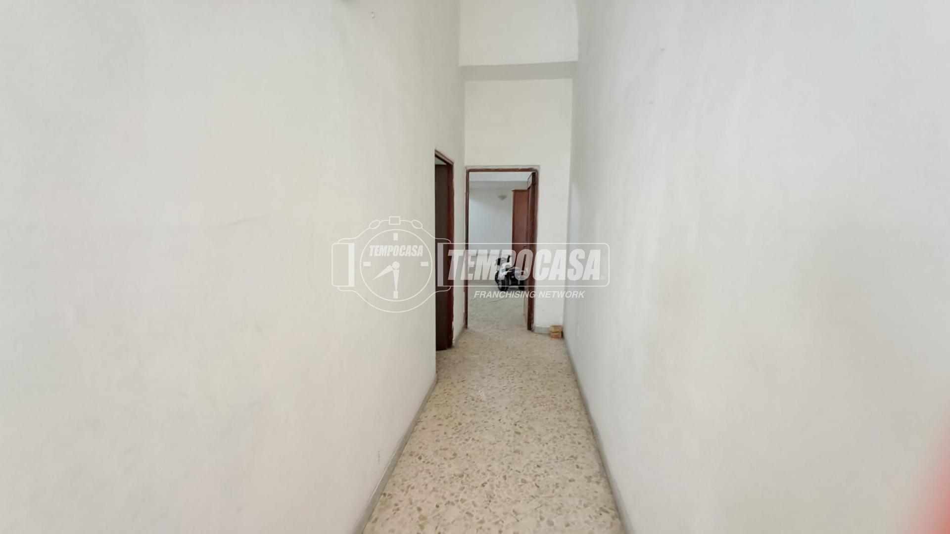 Casa indipendente in Via Rocco Capotori 3/a, Adelfia