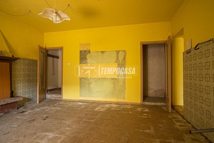 Cascina in Via Erculiani 154, Montichiari — foto 3 di 5