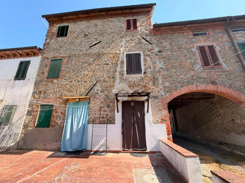 Casa indipendente in Via delle Ville 490, Capannori — foto 3 di 5