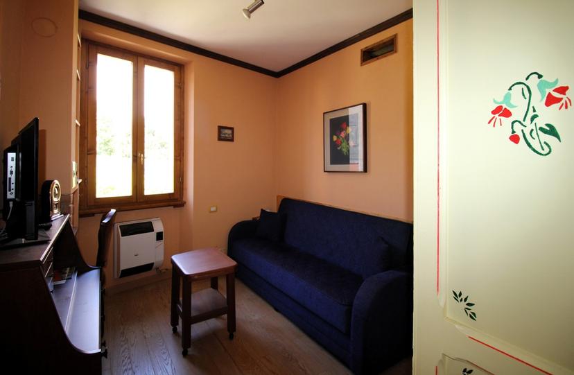 Trilocale in Via Chioso  10, Alta Valle Intelvi — foto 3 di 5