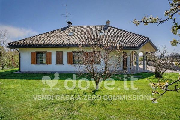 Villa in Via Corinto 8, Cantù