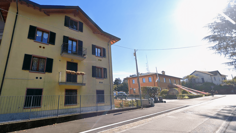 Stanza/Camera in Via Borgo, Appiano Gentile — foto 3 di 5