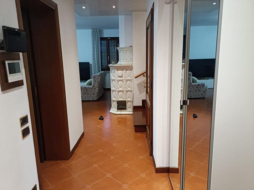 Villa in Via 24 Maggio, Ponte San Nicolò — foto 3 di 5