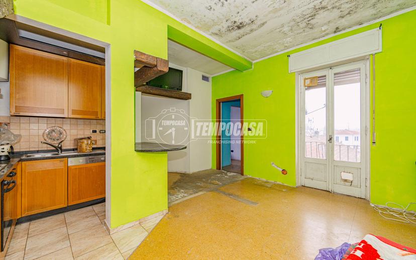 Trilocale in Via dei Mille 68, Cilavegna — foto 2 di 5