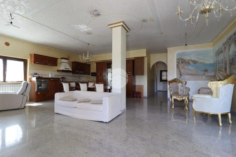 Villa in Via Roberto Nasuti 24, Città Sant'Angelo — foto 3 di 5