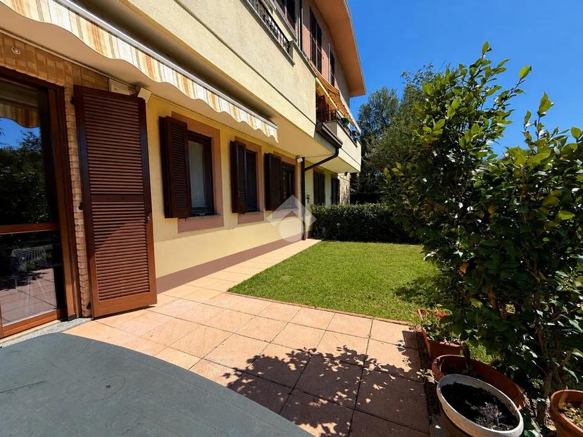 Trilocale in Via Carducci 435, Caronno Pertusella — foto 4 di 5