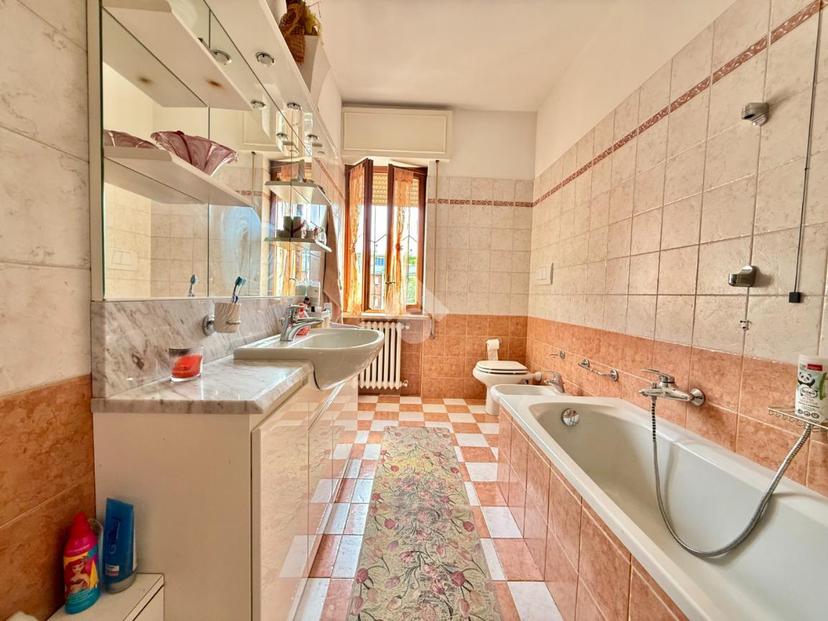 Trilocale in Via Galileo Galilei 10, Valbrembo — foto 3 di 5