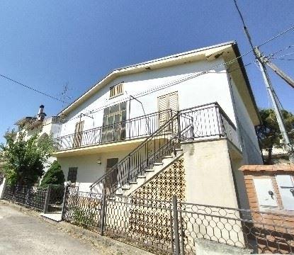 Villa in Via Verdi 5, Casalbordino
