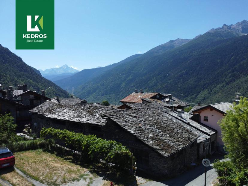 Rustico in Strada Echarlod Superiore, La Salle — foto 4 di 5