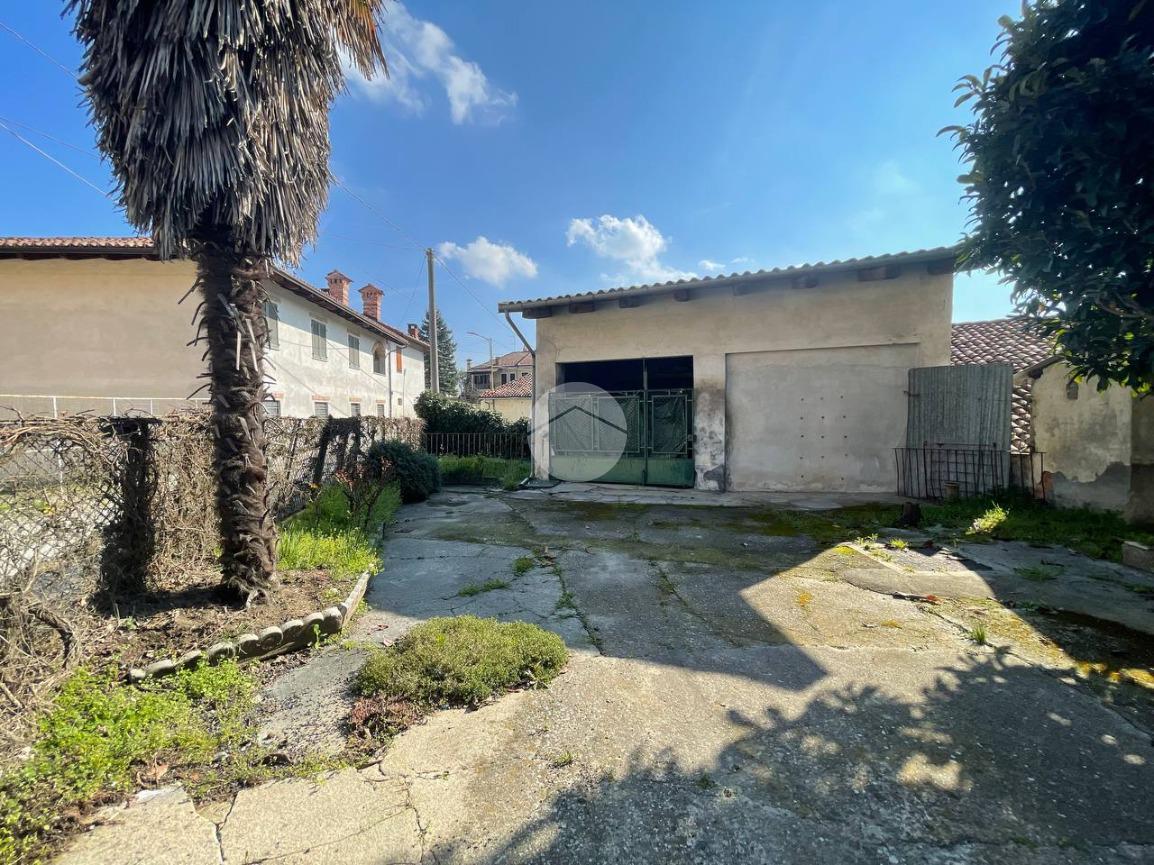 Casa indipendente in Frazione San Bartolomeo 54, Cherasco