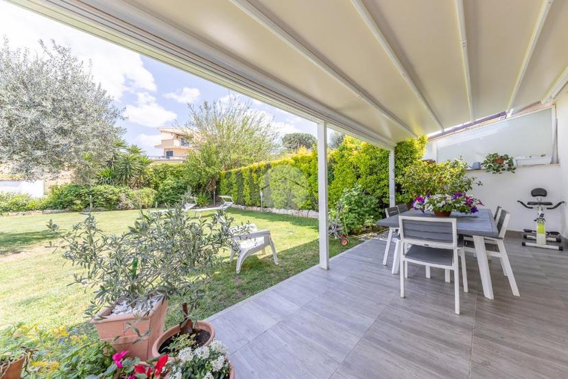 Villa in Via Monviso 9, Guidonia Montecelio — foto 5 di 5