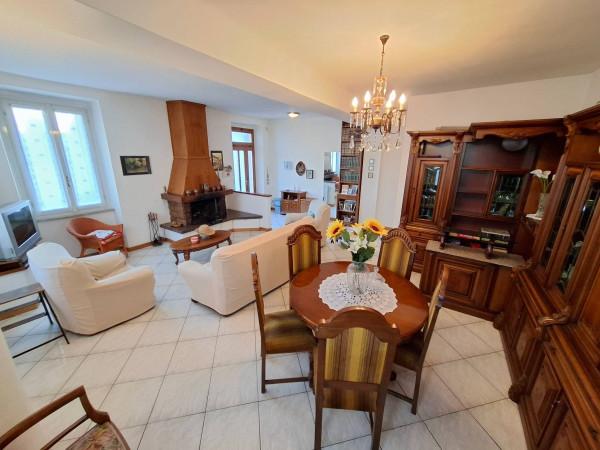 Villa in Via Alessandro Volta, Lurate Caccivio — foto 2 di 5