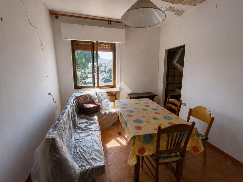 Casa indipendente in Via Stanis Dessy 2, Porto Torres — foto 5 di 5
